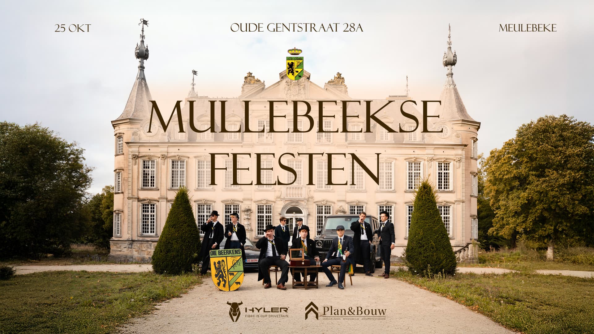 Promobeeld Mullebeekse Feesten met de club voor het kasteel